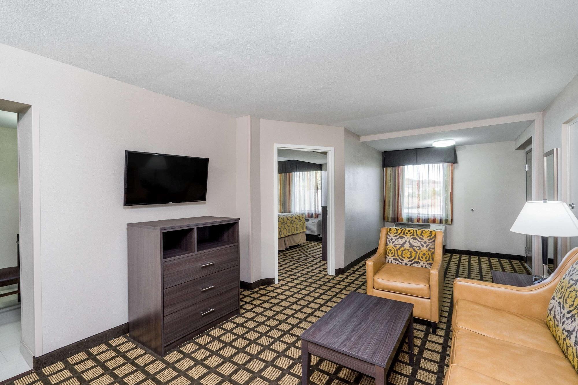 Baymont By Wyndham Clarksville Exteriér fotografie