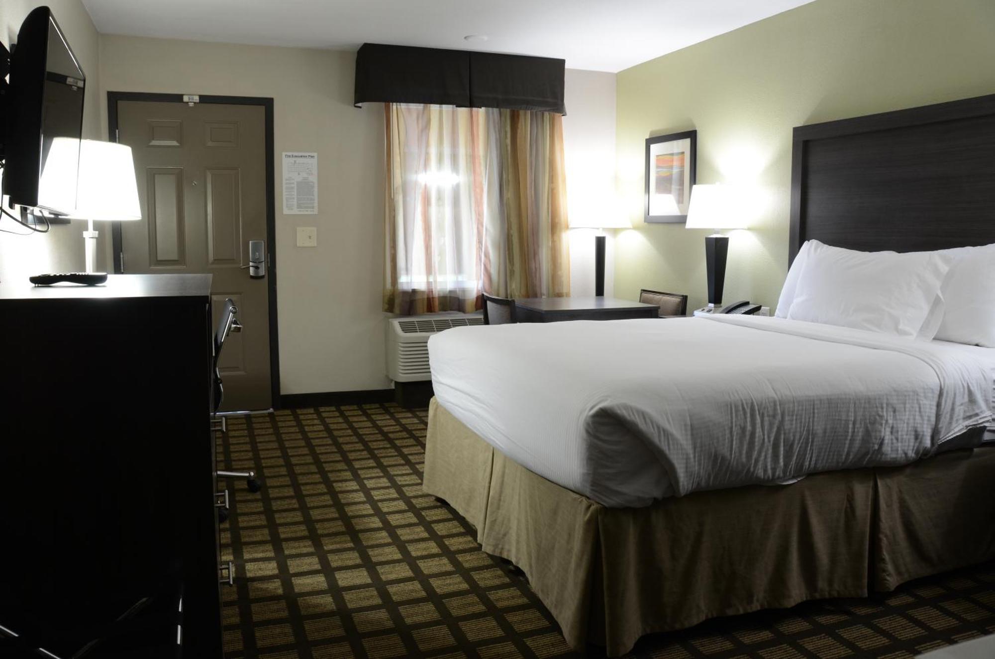 Baymont By Wyndham Clarksville Exteriér fotografie